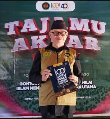 100 TAHUN GONTOR; MENUJU PERADABAN MULIA.
