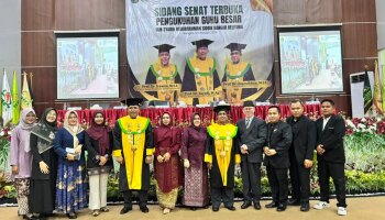 IAIN SAS BABEL tambah 2 Guru Besar, Prof. Dr. Irawan, M.S.I. dan Prof. Dr. Zaprulkhan, M.S.I. Keduanya merupakan Dosen Hombase Fakultas Dakwah dan Komunikasi Islam.