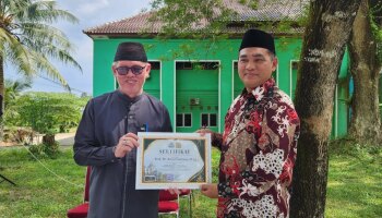 Pisah Sambut Dekan FDKI IAIN SAS Babel, Dari Prof. Dr. Rusydi Sulaiman, M.Ag. kepada Dr. H. Iqrom Faldiansyah, M.A.: Melanjutkan Estafet Pengabdian untuk FDKI yang Lebih Maju