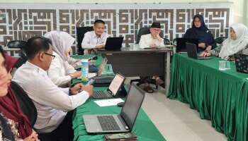 Seminar Antara PKM FDKI Tahun 2025. Rusydi Sulaiman: Dosen Mesti Serius dan Hasilkan Karya Ilmiah Bereputasi